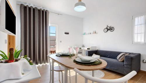 Apartamento El Naranjo con jacuzzi - Photo 4