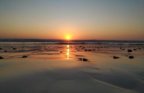 Apartamento primera linea de playa con gran patio, consultar disponibilidad de aparcamiento - Foto 7