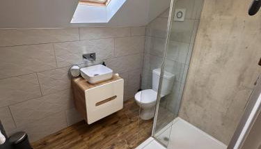 1 bed - Sleeps3 - Free Parking - 5 min to Centre - Foto 3