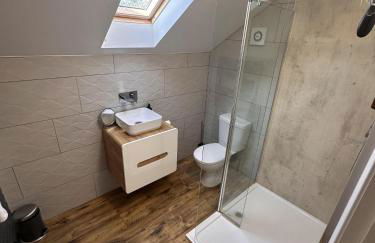 1 bed - Sleeps3 - Free Parking - 5 min to Centre - Foto 3