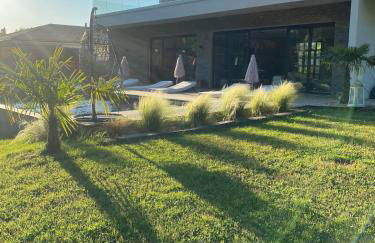 Villa Brisson - Foto 1