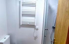 Stylish Seaview Apartment - Photo 34