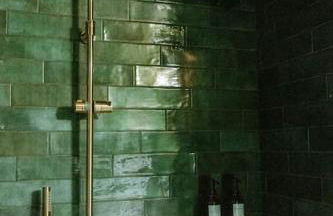 La Suite Chammarzt - Insolite - Escapade à deux -JungleRoom - baignoire balnéo privative - centre historique - Foto 12