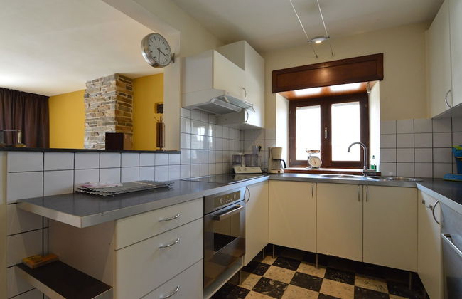 Holiday Home in Odeigne With Sauna - Photo 12