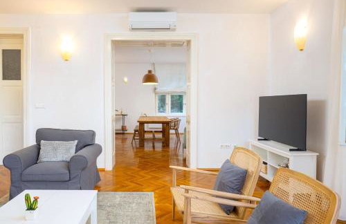 Stone Villa Majestic w Pool - Split Center - Photo 30