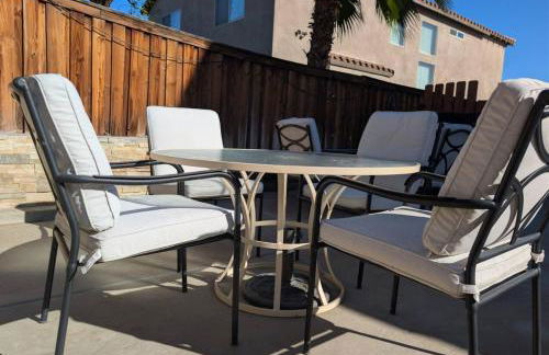 The Desert Jewel Pool Spa And Coachella Retreat - Photo 34