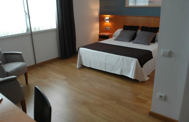 Aparthotel Atenea Valles - Photo 106