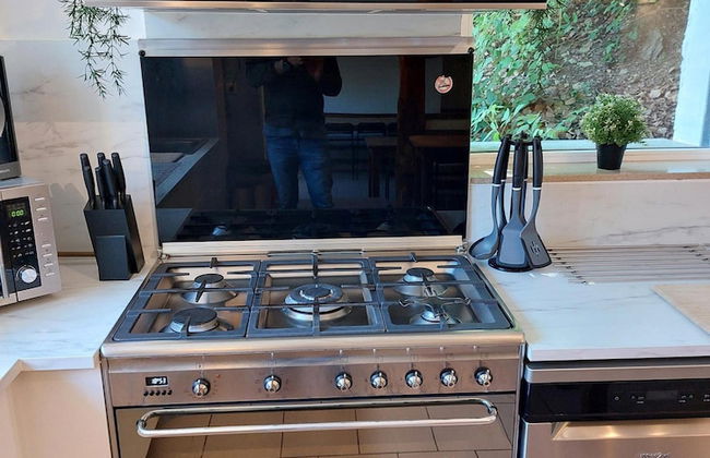 Modern Holiday Home with Hot Tub & Sauna in Ardennes - Photo 15