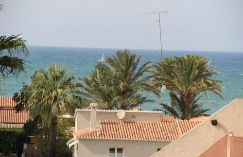 Ático Duplex en 1a línea de mar - Foto 6