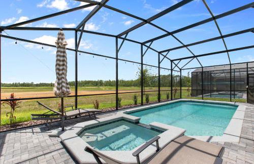 10 BR Home, Themed Rooms, Private Pool, in New Windsor Cay Resort - Foto 6