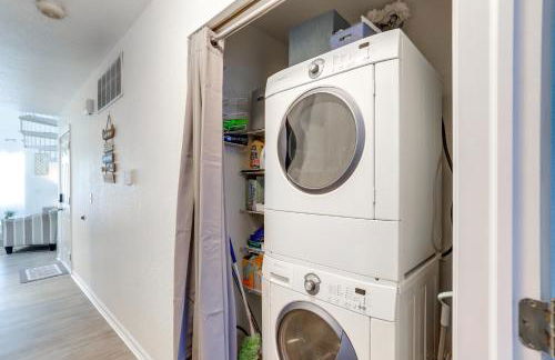 Charming Condo on Lake Erie with Community Pool - Foto 21