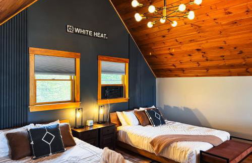 Sunset, Lake and Mtn View, Theater, Hot Tub, Xbox, Close to Sunday River - Foto 63