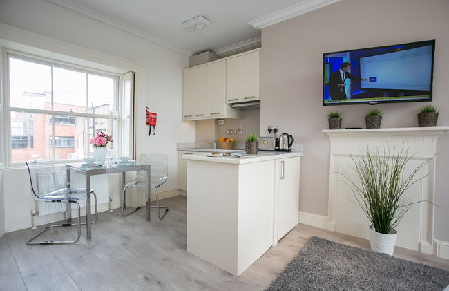St. Stephen's Green Apartments - Photo 1