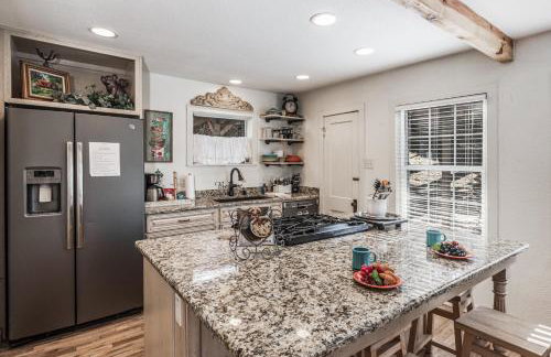 Sugar Butter Chalet by Ruidoso Vacation Rentals - Foto 12
