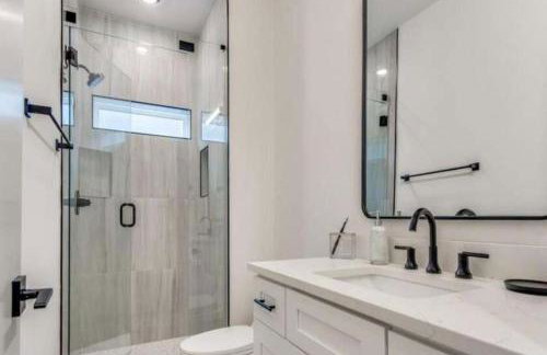 Muncie U Too at Trinity Grove - Foto 2