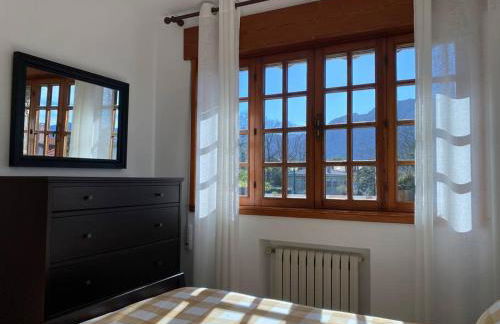 Los Picos - Casa rural con jardín - Foto 29