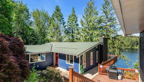 Lakefront Retreat for 6 with Stunning Views Sauna - Foto 2