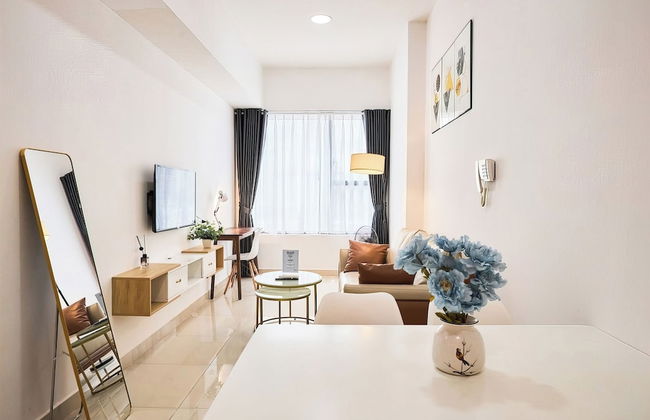 Genius SaiGon - Sunrise City View D7 - Photo 17