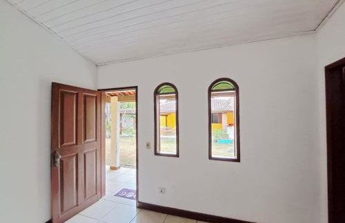 Casa Daslis Espaçosa e Bem Localizada - Foto 26