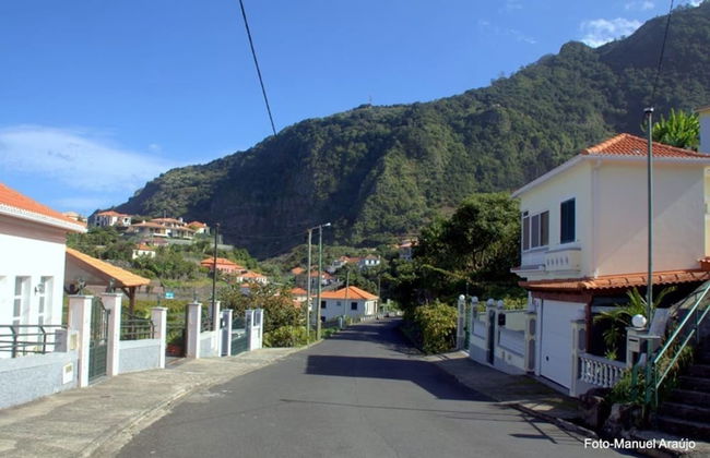 P Delgada 3-bed House, Sleeps 6, Parking & Seaview - Foto 35