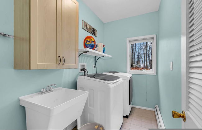 Cozy Private Home W Fireplace Outdoor Kitchen - Photo 53