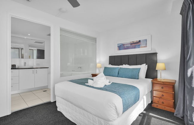 Catalina Resort - Photo 50