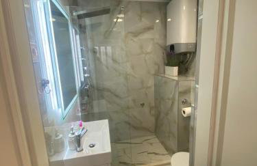 King's Landing Esma' house - Photo 12