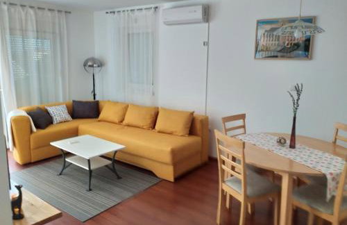 Zobić Family Apartments - Photo 18