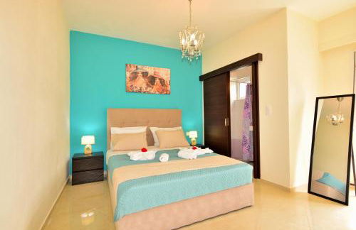 Luxury Suites in Stavromenos - Photo 20