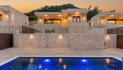 Brikis Villa 2 - With Private Pool - Foto 2