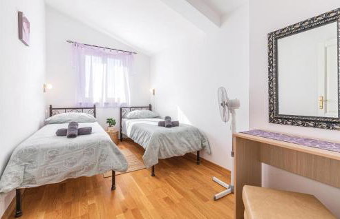 Lovely Home In Golubovo - Foto 31