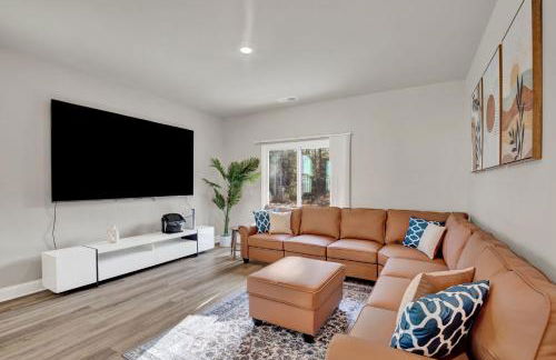 5kings Pool pickle-ball 100"TV PS5 fishing pond - Foto 6