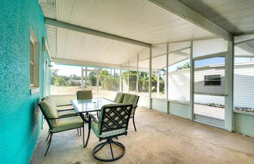 1 Mi to Boat Ramp Bokeelia Home with Screened Patio - Foto 18