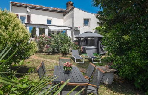 2 Bedroom Awesome Home In Vizinada - Foto 1