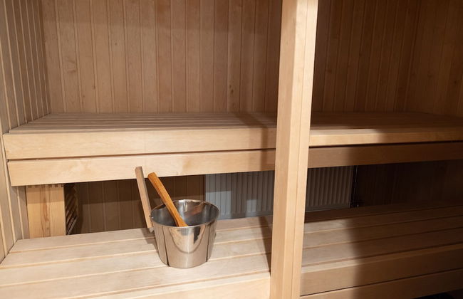 2ndhomes Gorgeous Courtyard Home w Sauna - Foto 21