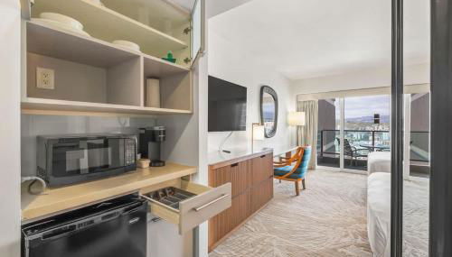 Top Floor Studio with Balcony & Views 3528 - Foto 3