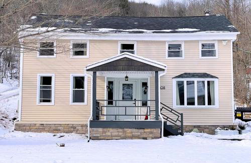 Skiing Close By! Firepit & Game Room - Foto 18