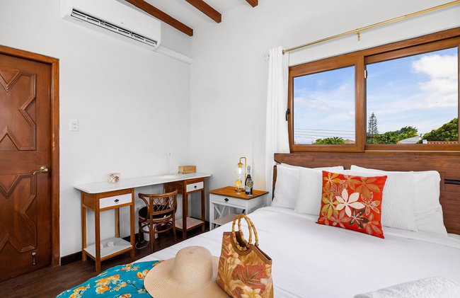 Spacious 4BR Villa Private Pool Cozy Location - Photo 16