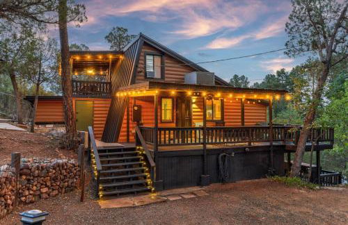 NEW! Hillside Getaway in the Pines, Games, Poker - Foto 1