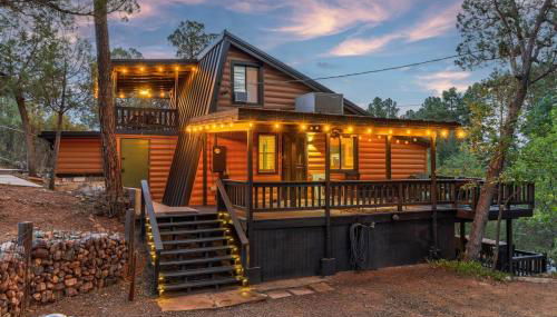 NEW! Hillside Getaway in the Pines, Games, Poker - Foto 1