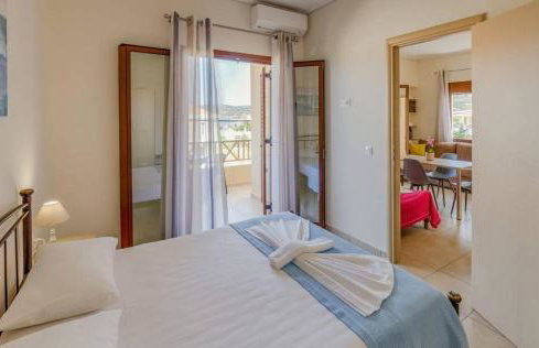 Aloustina Apartments - Photo 15