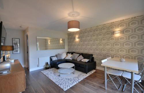 The Garden Apartment, Near Airport & City - Foto 17