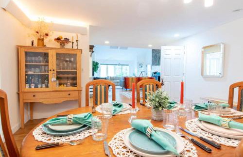 Stunning Home with In-Ground Pool - Photo 16