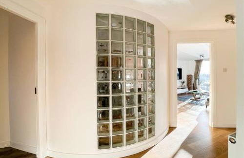 Stunning River View City Centre Apartment - Foto 11