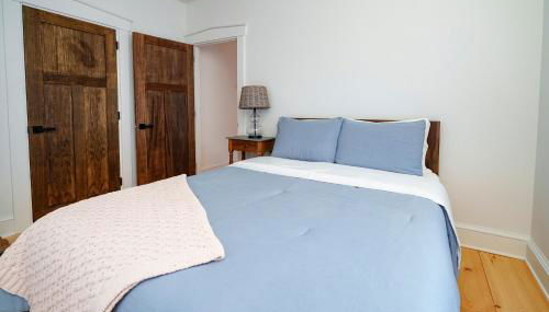 Very Cozy, 2 Bedroom Farmhouse Apartment 2nd FL - Foto 4