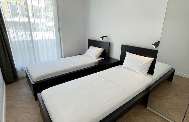 OlivAparts - Photo 11