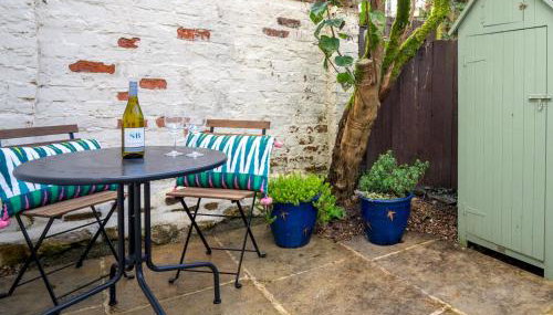 Quarry Cottage Courtyard Garden - Pass the Keys - Foto 4, Other