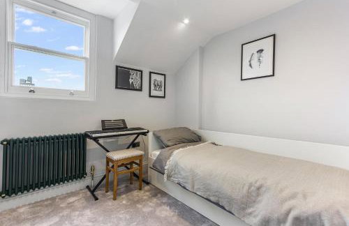 Large Modern Family Wandsworth Home - Sleeps 12 - Foto 16