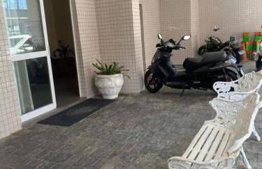 Recém Reformado com dois dormitório com ar condicionado - Foto 34