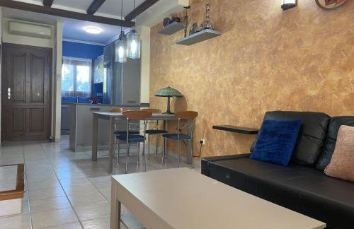 Townhouse in Las Rotas - Foto 11